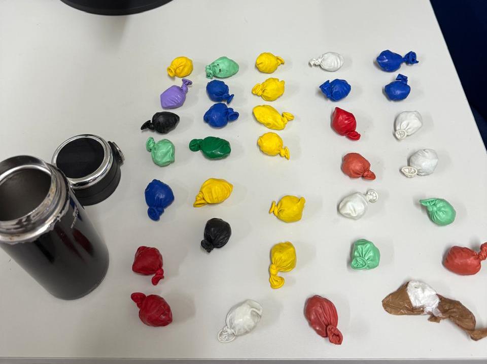 Homem é preso por suspeita de tráfico de drogas próximo ao aeroporto de Valente