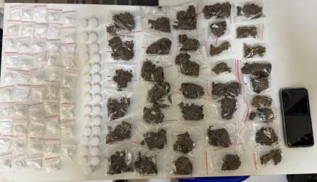 Homem é preso no centro de valente por suspeita de tráfico de drogas